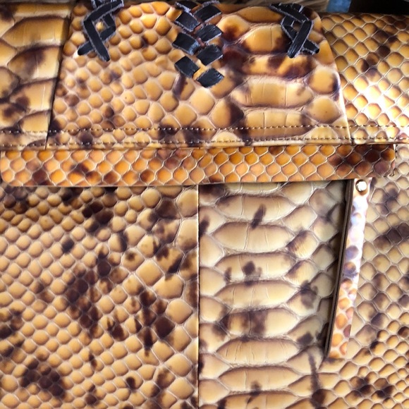 Purse - Picture 4 of 4